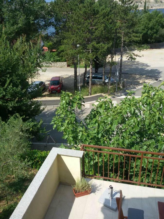 New, Sunny Apartment Surrounded By Nature Omišalj Esterno foto